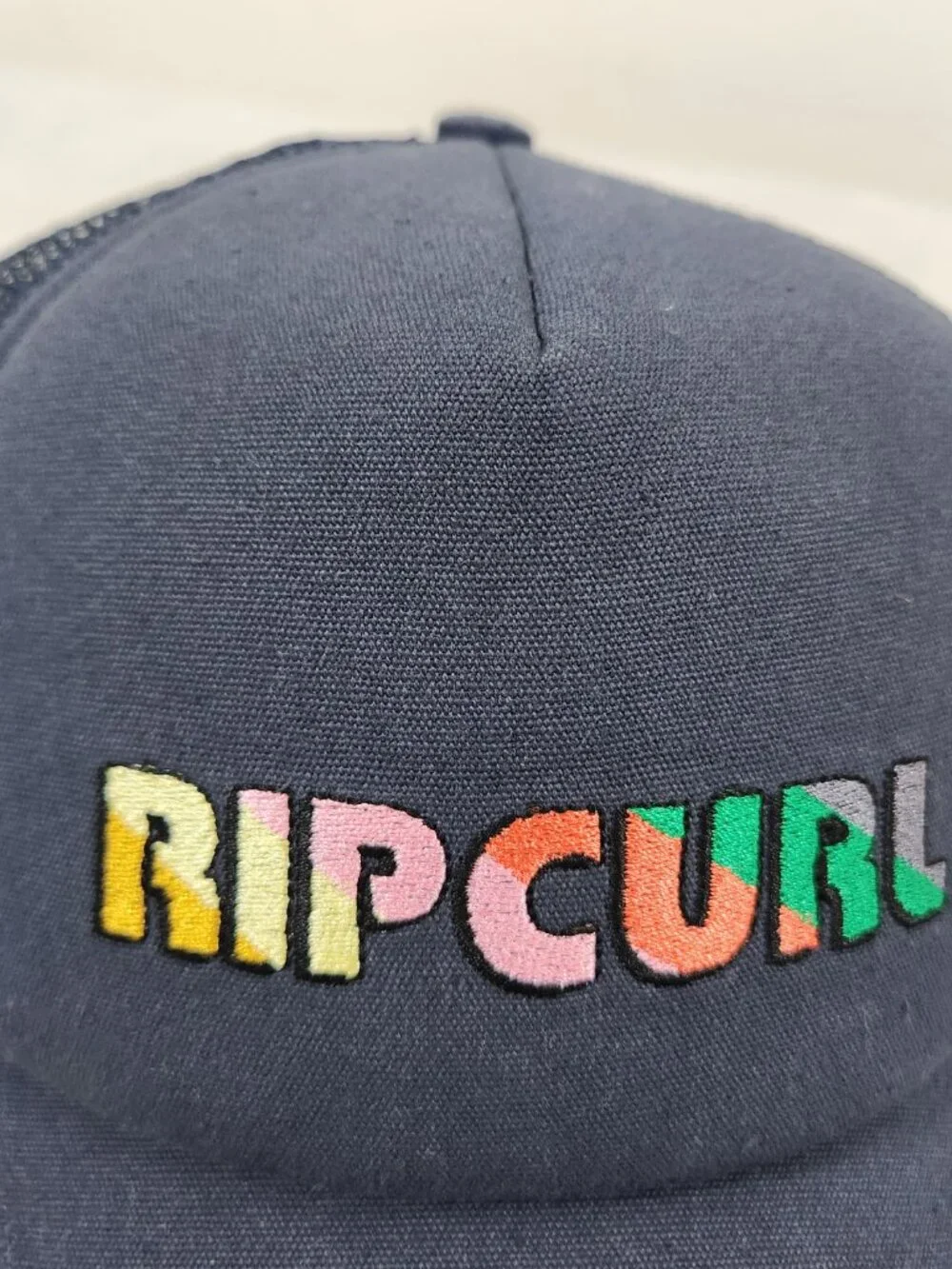 Rip Curl Hat Snapback Navy Blue Gray Mesh Adjustable Logo Rainbow Colors Trucker